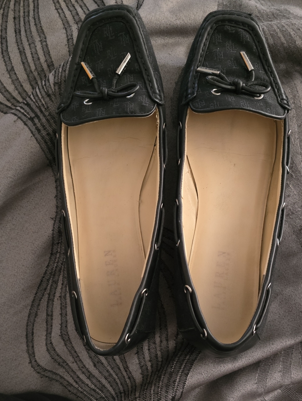 Lauren Ralph Lauren Black Slip-On Moccasin Loafers with Bow Accent